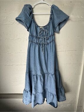 A Hint of Blush Tiered Denim Midi Maxi Dress Size M Cottagecore boho Peasant